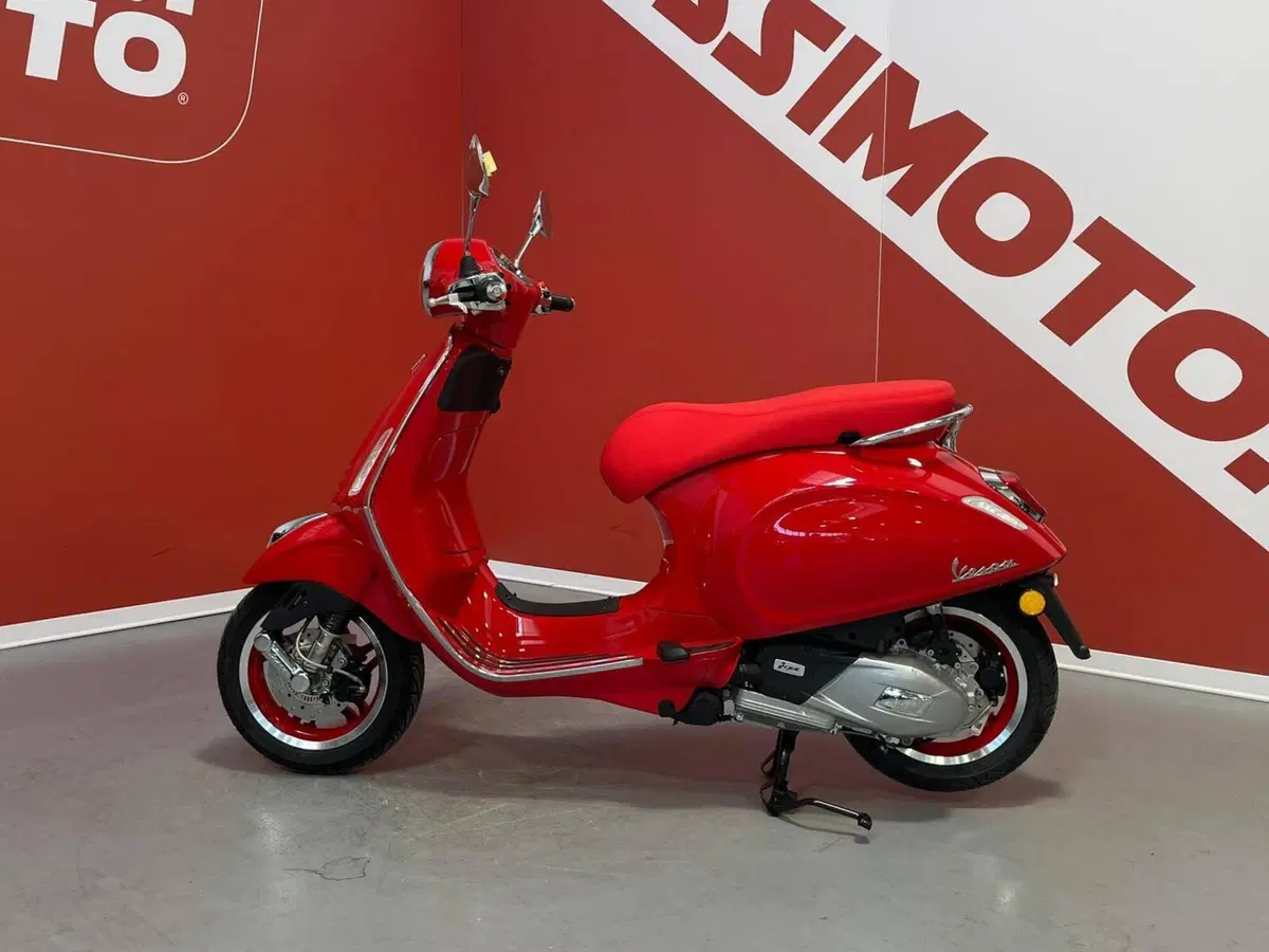 Vespa Primavera 150 RED (2023 - 26) (6)