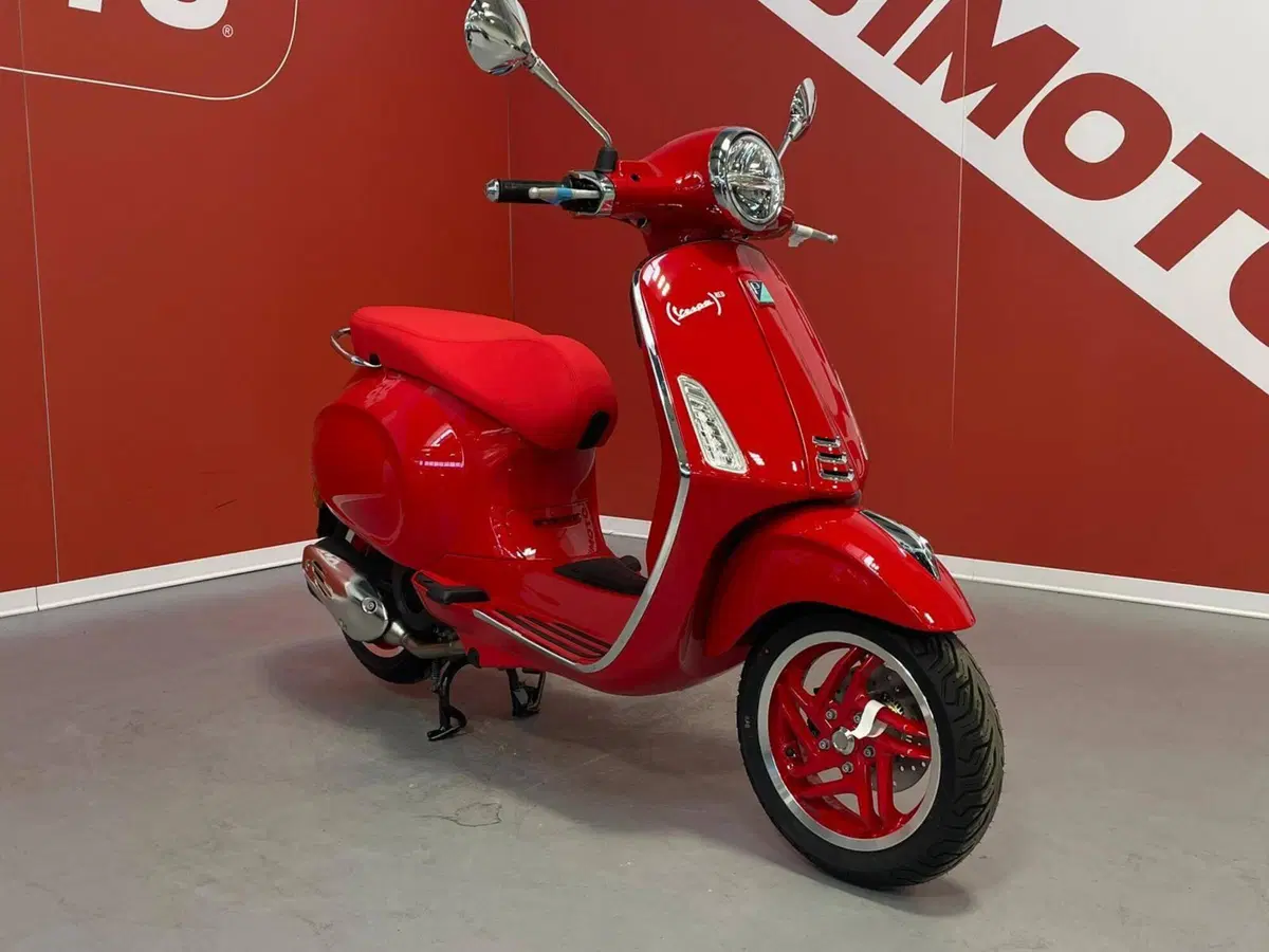 Vespa Primavera 150 RED (2023 - 26)