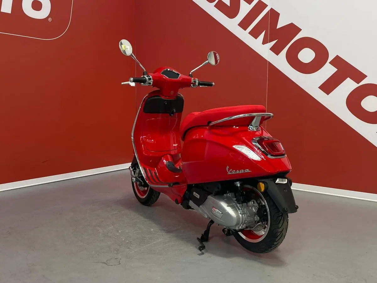 Vespa Primavera 150 RED (2023 - 26) (5)