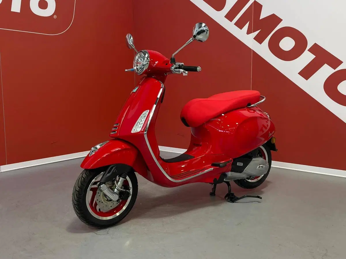 Vespa Primavera 150 RED (2023 - 26) (7)