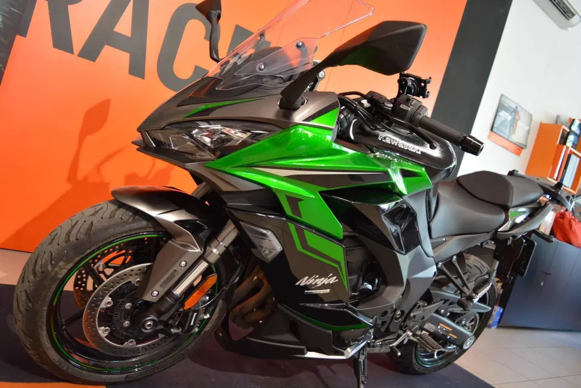 Kawasaki Ninja 1000 SX Tourer (2021 - 24) (5)