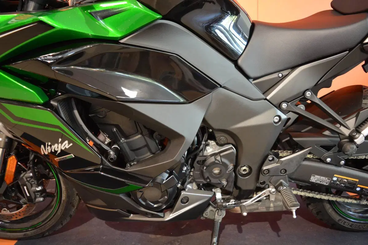 Kawasaki Ninja 1000 SX Tourer (2021 - 24) (16)