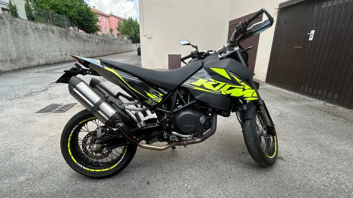 KTM 690 Supermoto (2007 - 12)