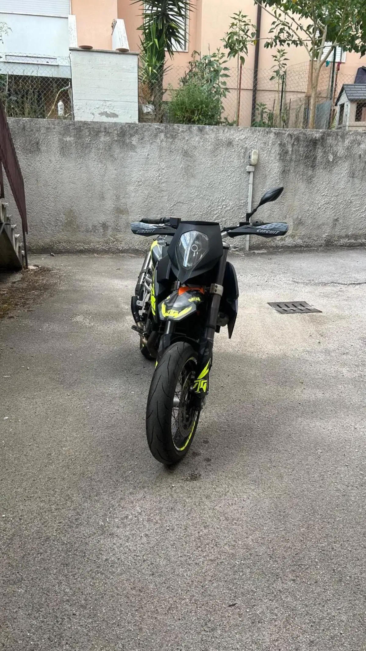 KTM 690 Supermoto (2007 - 12) (8)