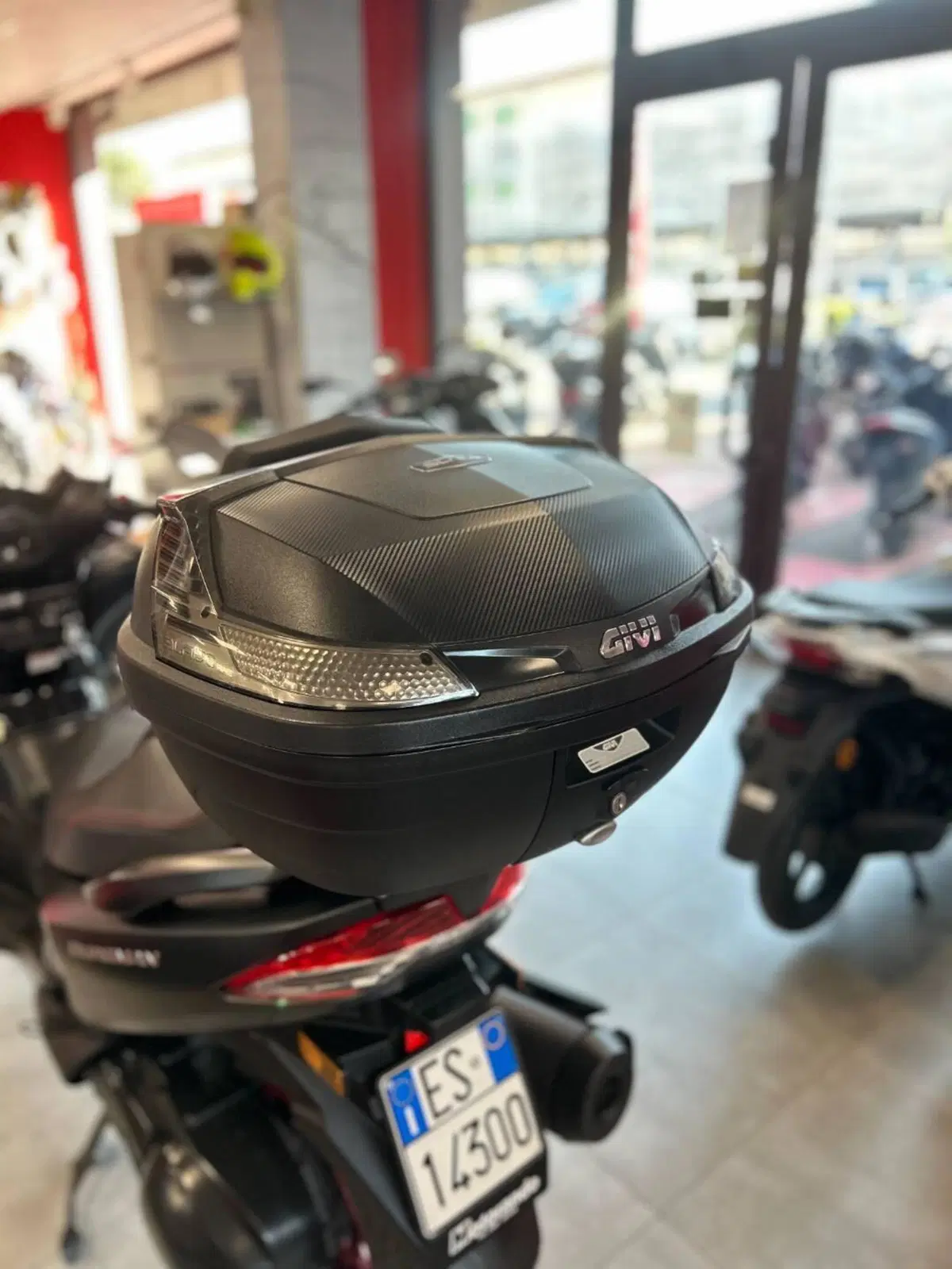 Suzuki Burgman AN 400 (2017 - 20) (4)