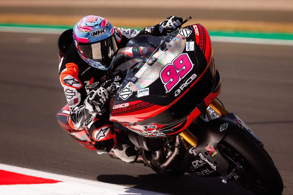 Silverstone. H-D Bagger World Cup. In orbita anche Smith e Toth, ma McDonald e Granado mandano in scena un duello stellare [VIDEO] (2)