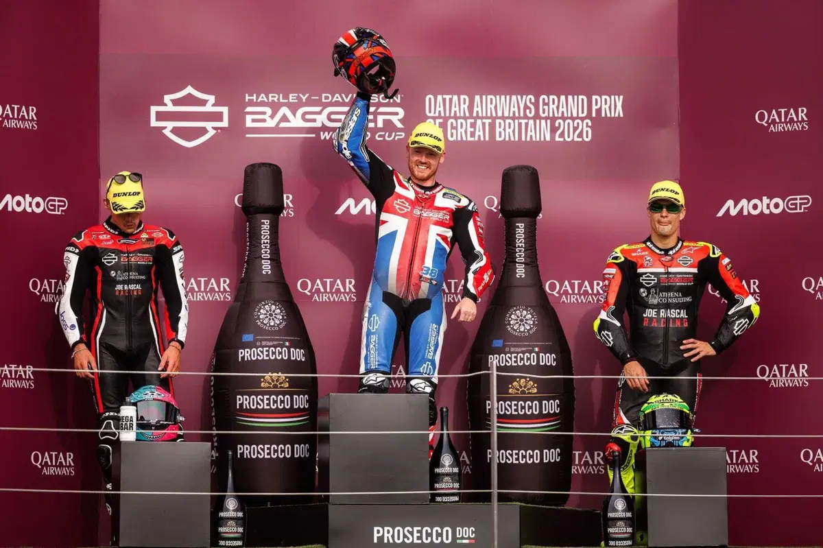 Silverstone. H-D Bagger World Cup. In orbita anche Smith e Toth, ma McDonald e Granado mandano in scena un duello stellare [VIDEO] (12)