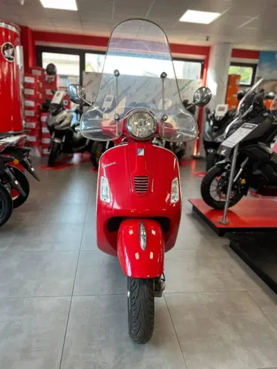 Vespa GTV 300 Via Montenapoleone ABS (2010 - 16) usata