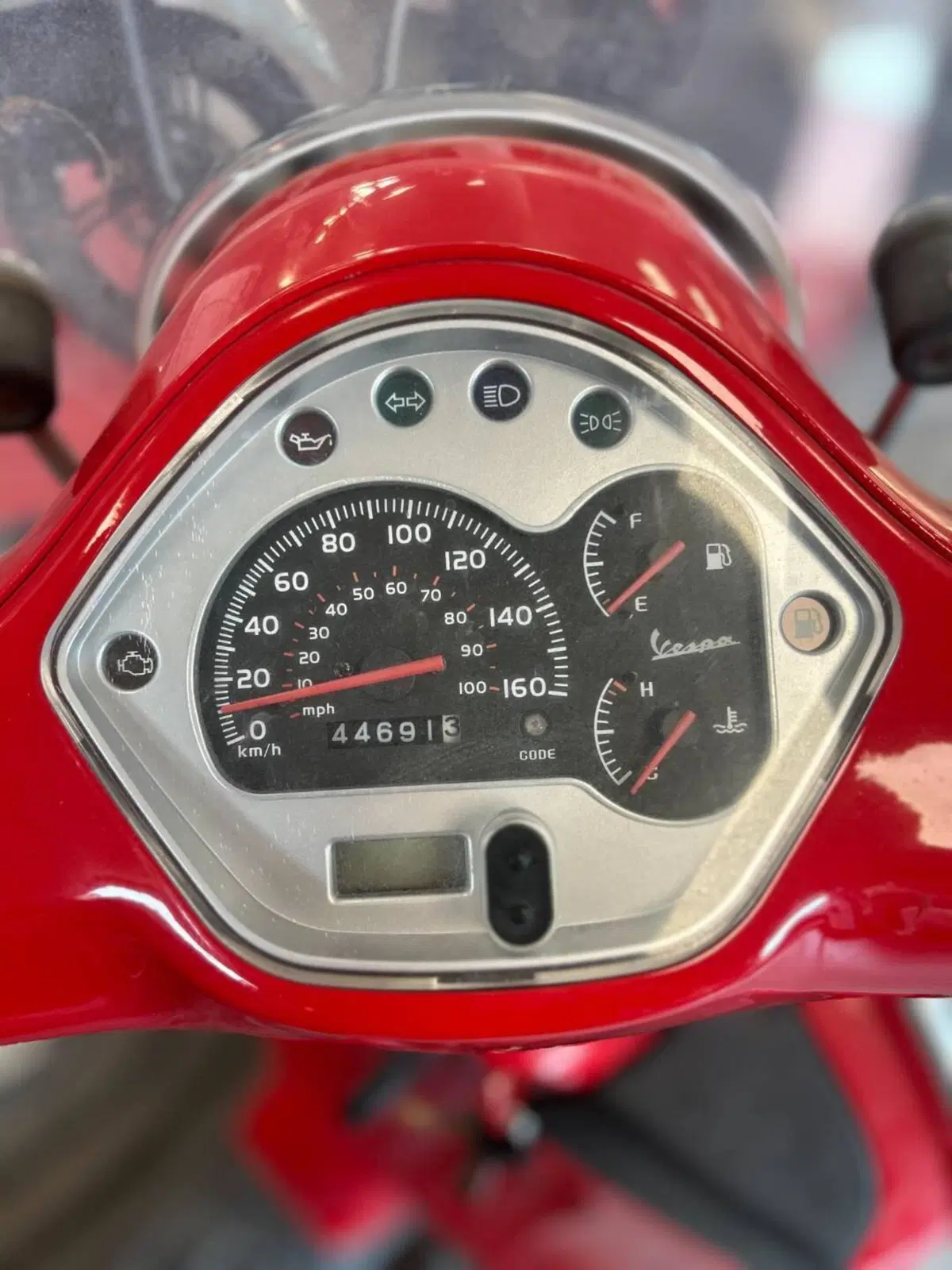 Vespa GTV 300 Via Montenapoleone ABS (2010 - 16) (5)