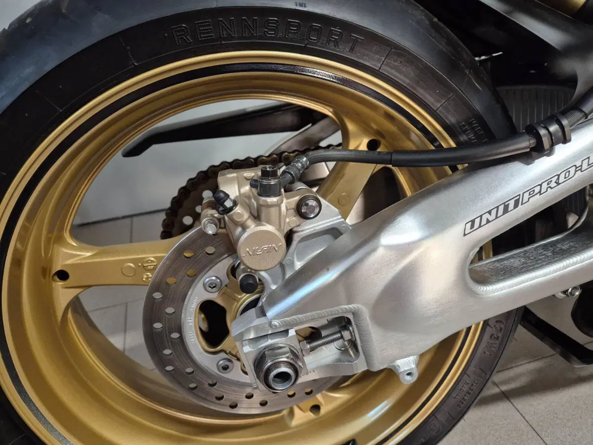Honda CBR 1000 RR Fireblade (2006 - 07) (5)