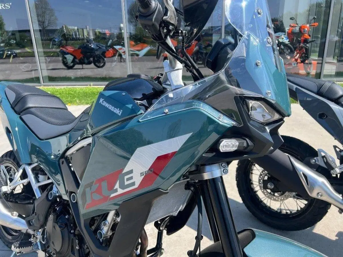 Kawasaki KLE 500 (2026) (2)