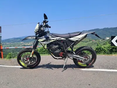 Fantic Motor XMF 125 Motard Performance 4t (2021 - 22) usata