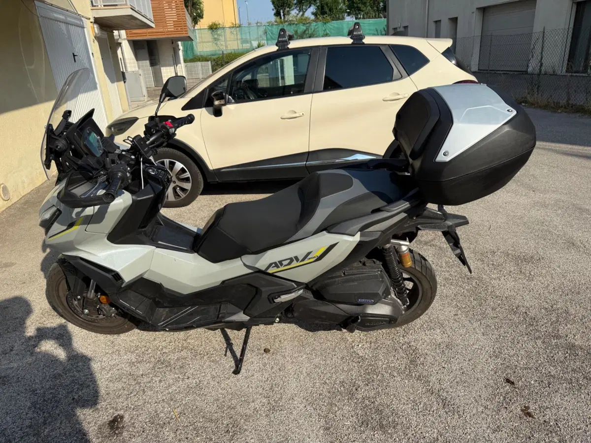Honda ADV 350 Special Edition (2025 - 26) (3)