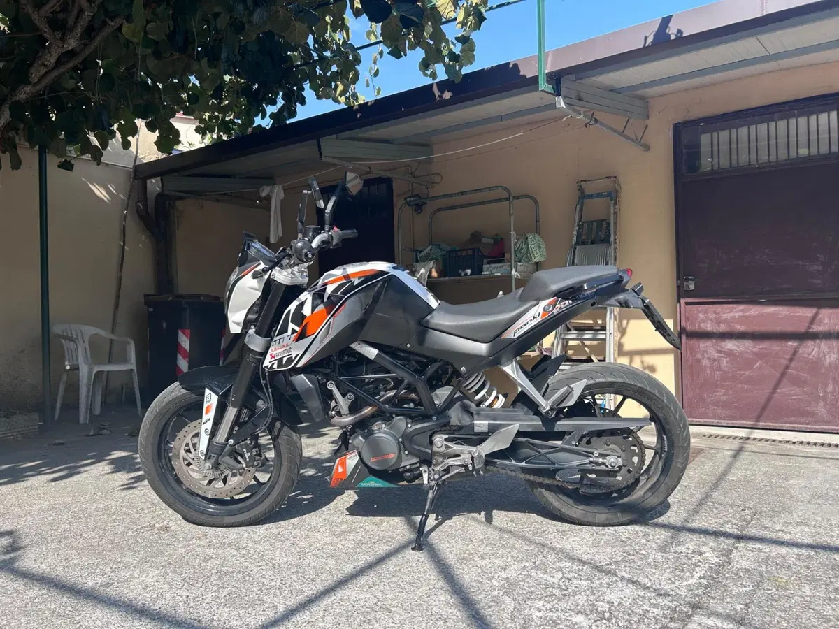 KTM 125 Duke ABS (2013 - 16) (2)
