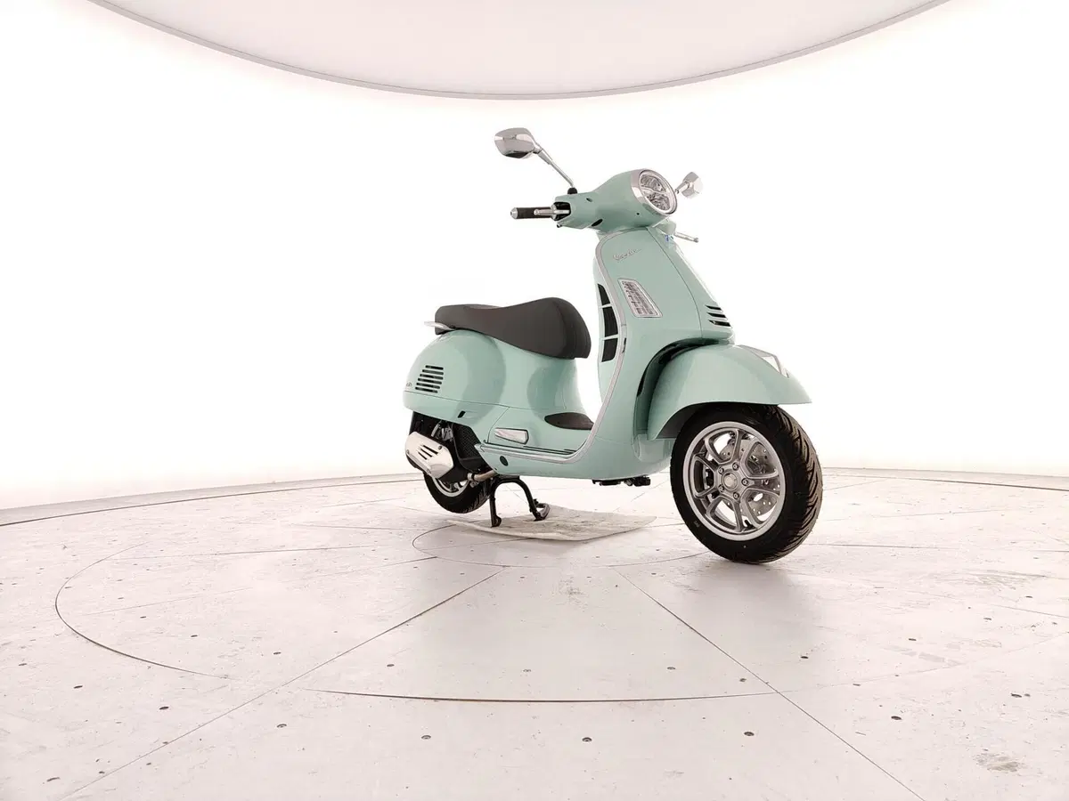 Vespa GTS 125 (2025 - 26) (6)