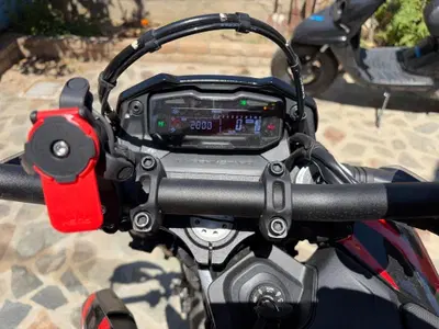 Ducati Hypermotard 698 Mono (2024 - 26) usata