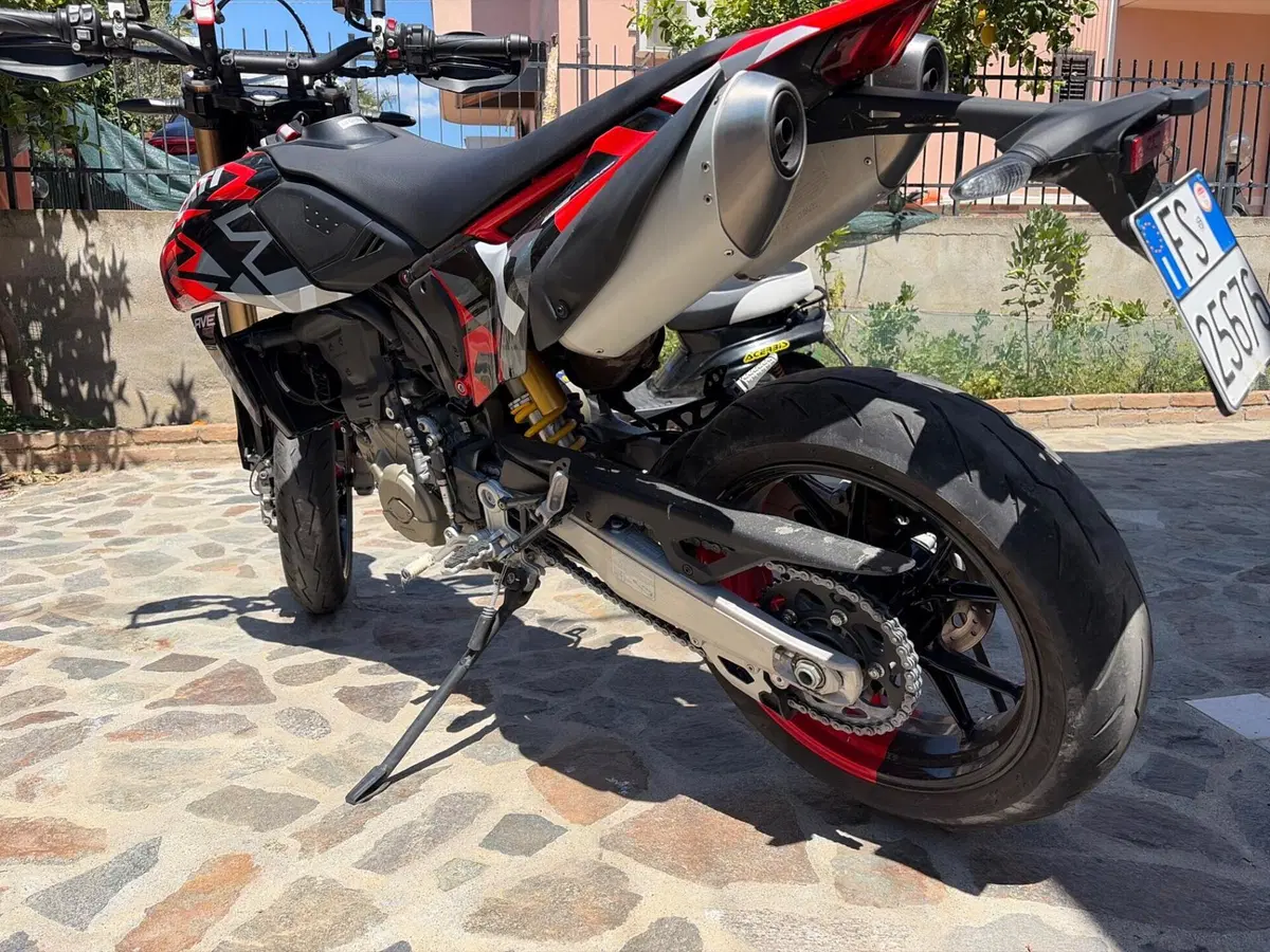 Ducati Hypermotard 698 Mono (2024 - 26) (2)