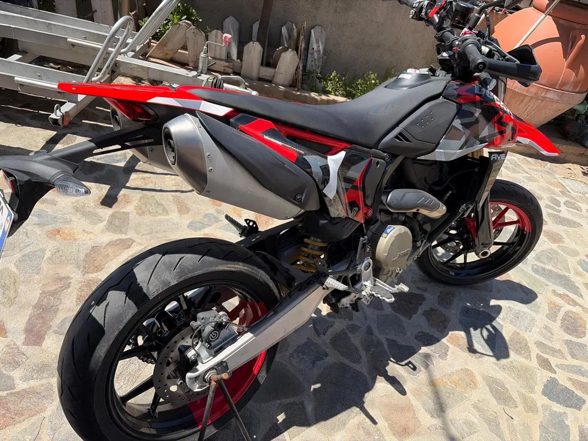 Ducati Hypermotard 698 Mono (2024 - 26) (5)