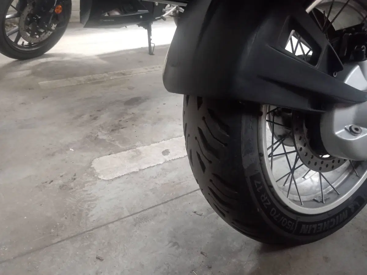 Bmw R 1100 GS ABS (2)