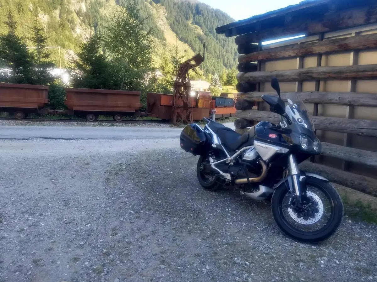 Moto Guzzi Stelvio 1200 4V (2008 - 10) (3)