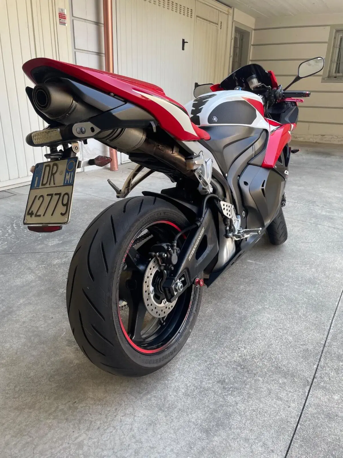 Honda CBR 600 RR (2009 - 12) (2)