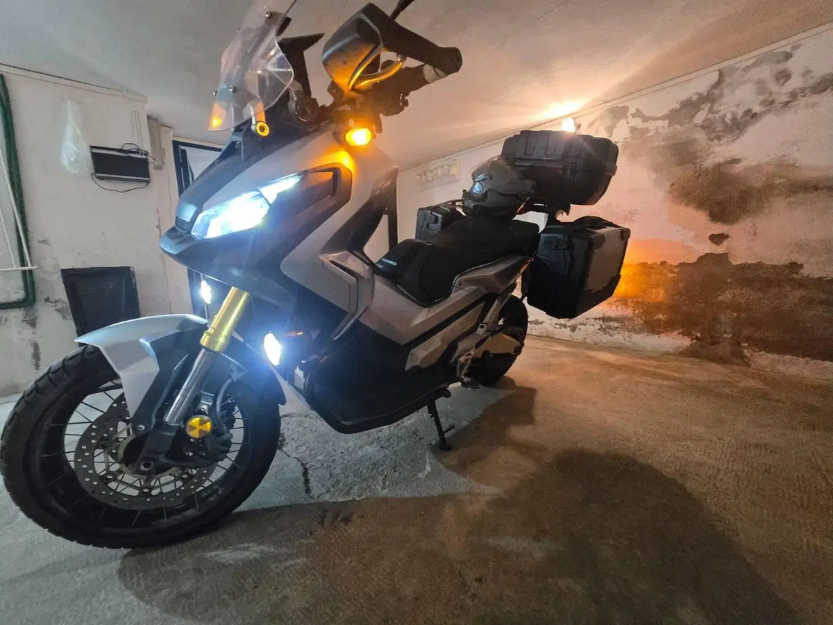 Honda X-ADV 750 Travel Edition (2018 - 20) (4)