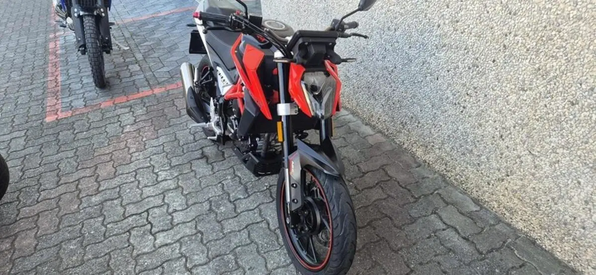 Swm Hoku 125 (2023 - 25) (2)