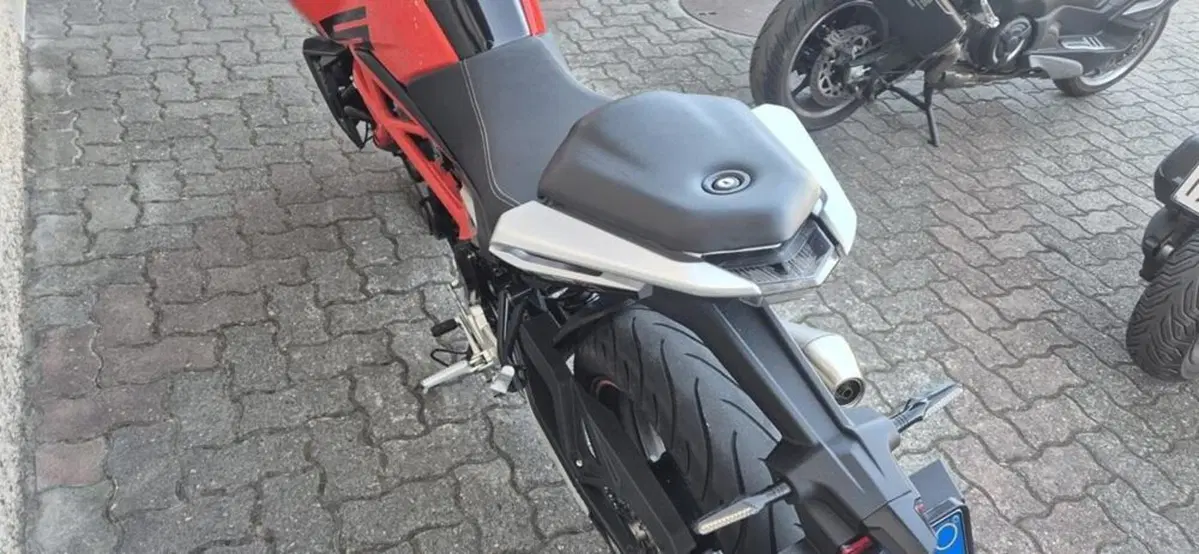 Swm Hoku 125 (2023 - 25) (4)