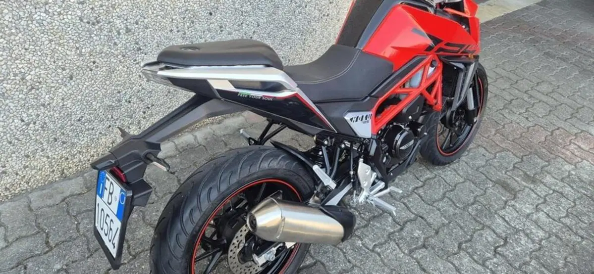 Swm Hoku 125 (2023 - 25) (6)