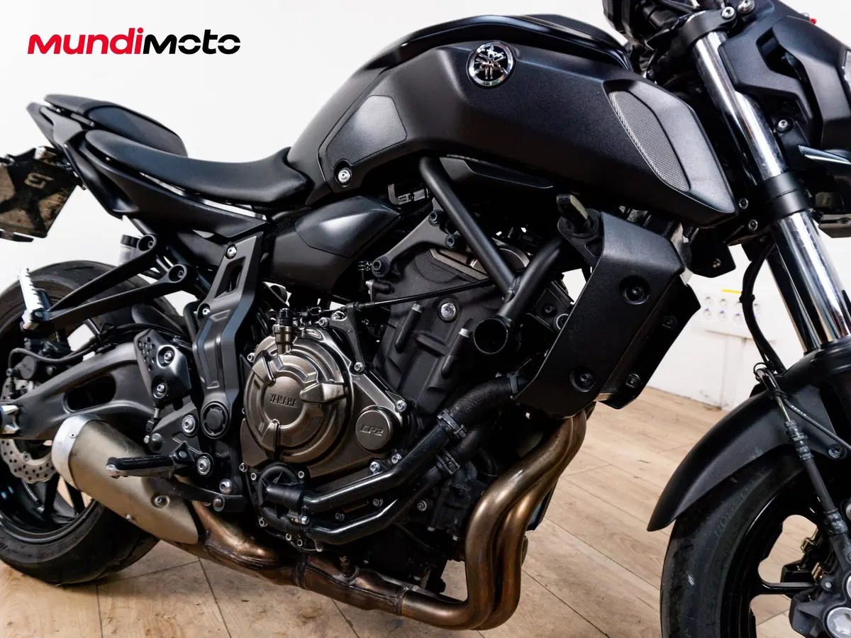 Yamaha MT-07 (2014 - 16) (5)
