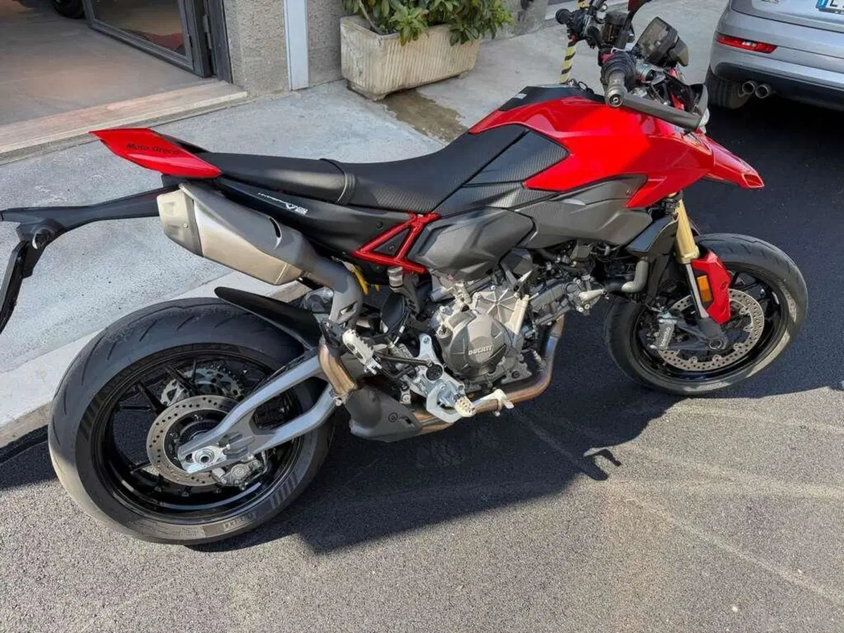 Ducati Hypermotard V2 (2026) (4)