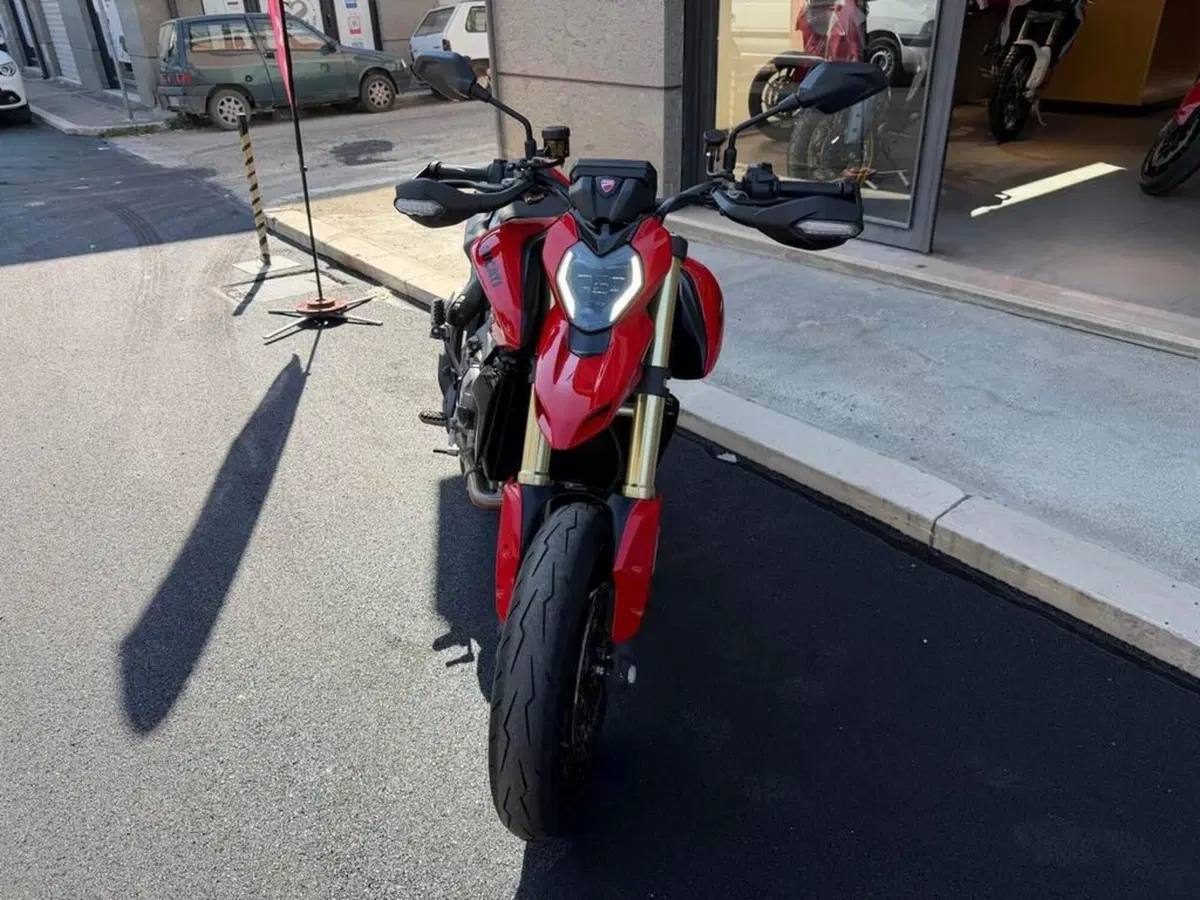 Ducati Hypermotard V2 (2026) (3)