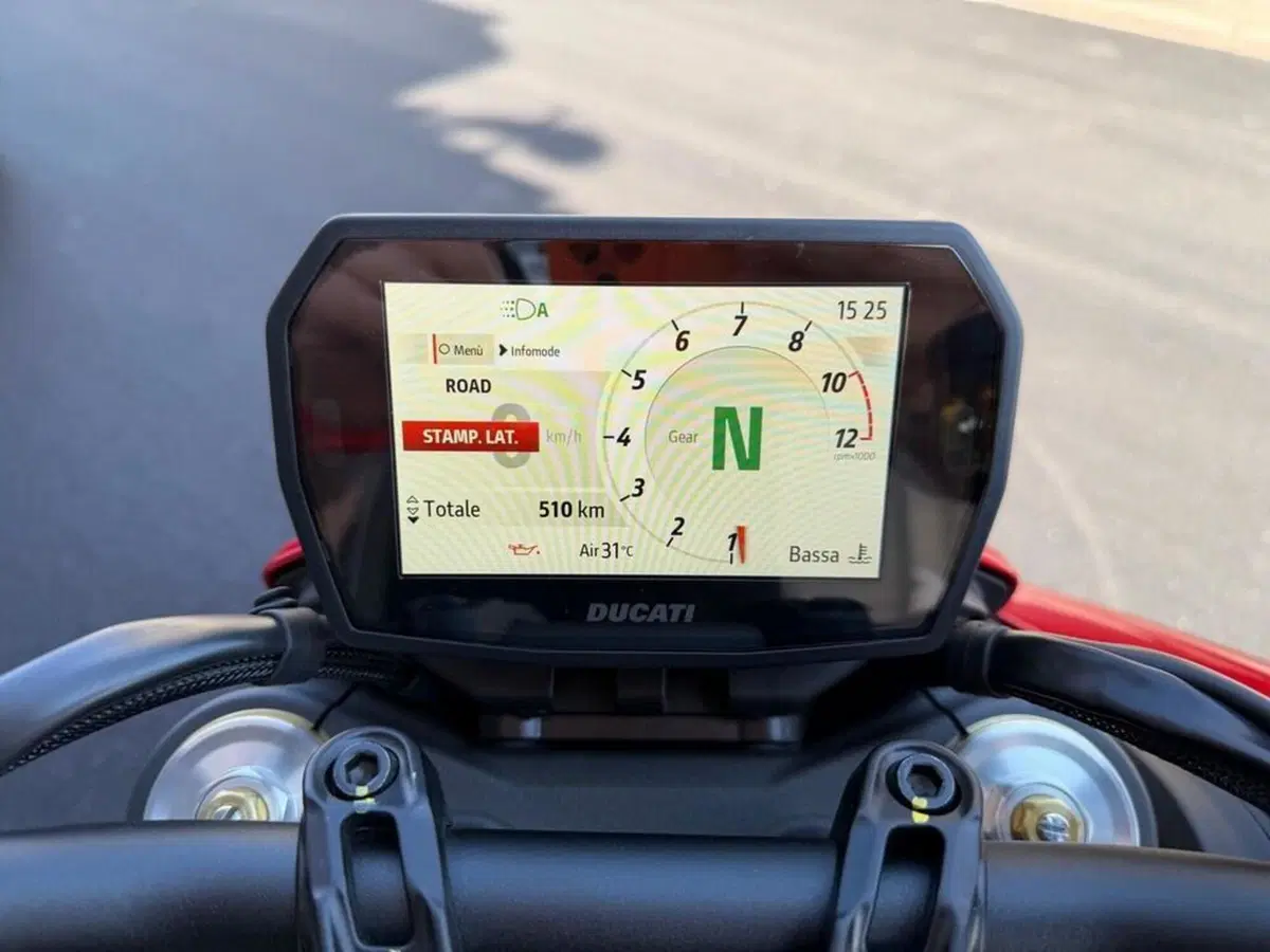 Ducati Hypermotard V2 (2026) (8)