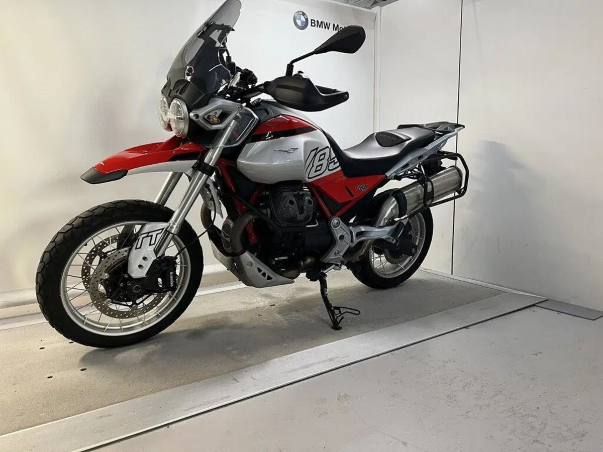 Moto Guzzi V85 TT (2024 - 26) (3)