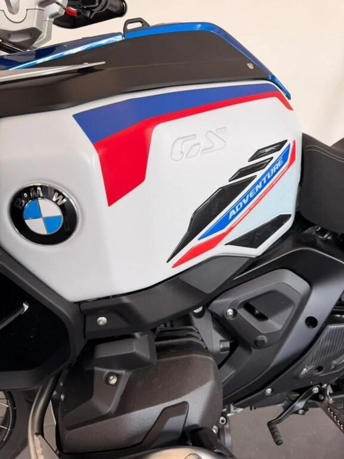Bmw R 1300 GS Adventure Trophy (2025 - 26) (4)