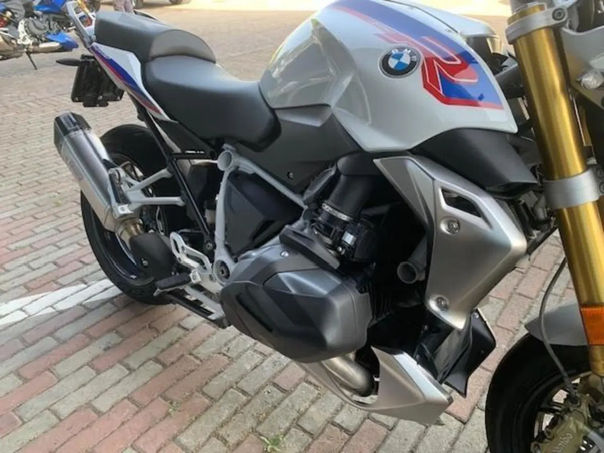 Bmw R 1250 R (2021 - 25) (8)