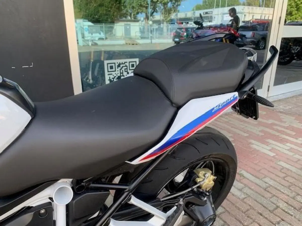 Bmw R 1250 R (2021 - 25) (11)