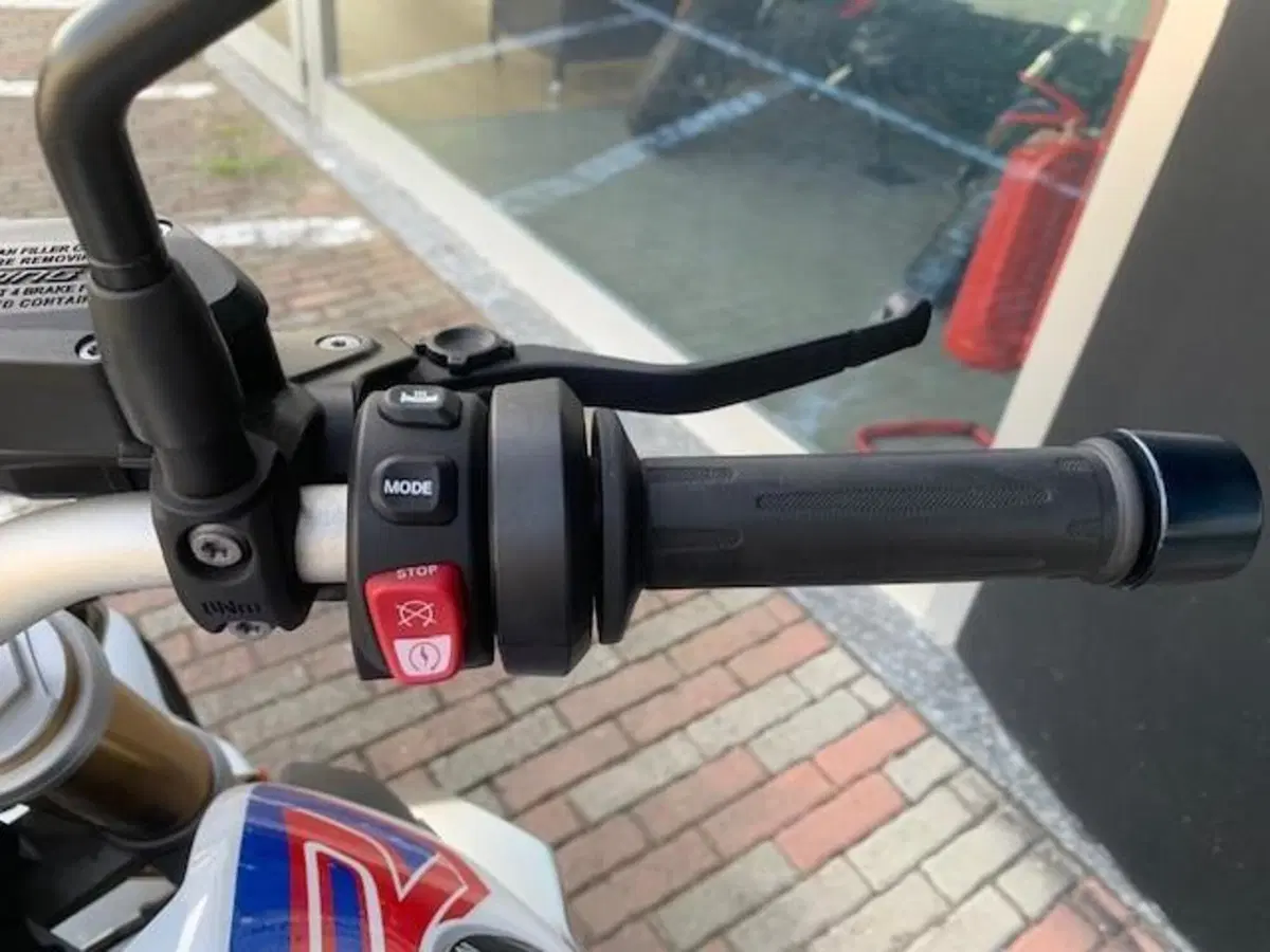 Bmw R 1250 R (2021 - 25) (15)