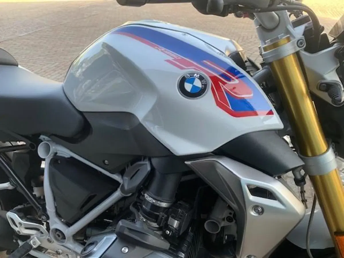 Bmw R 1250 R (2021 - 25) (3)
