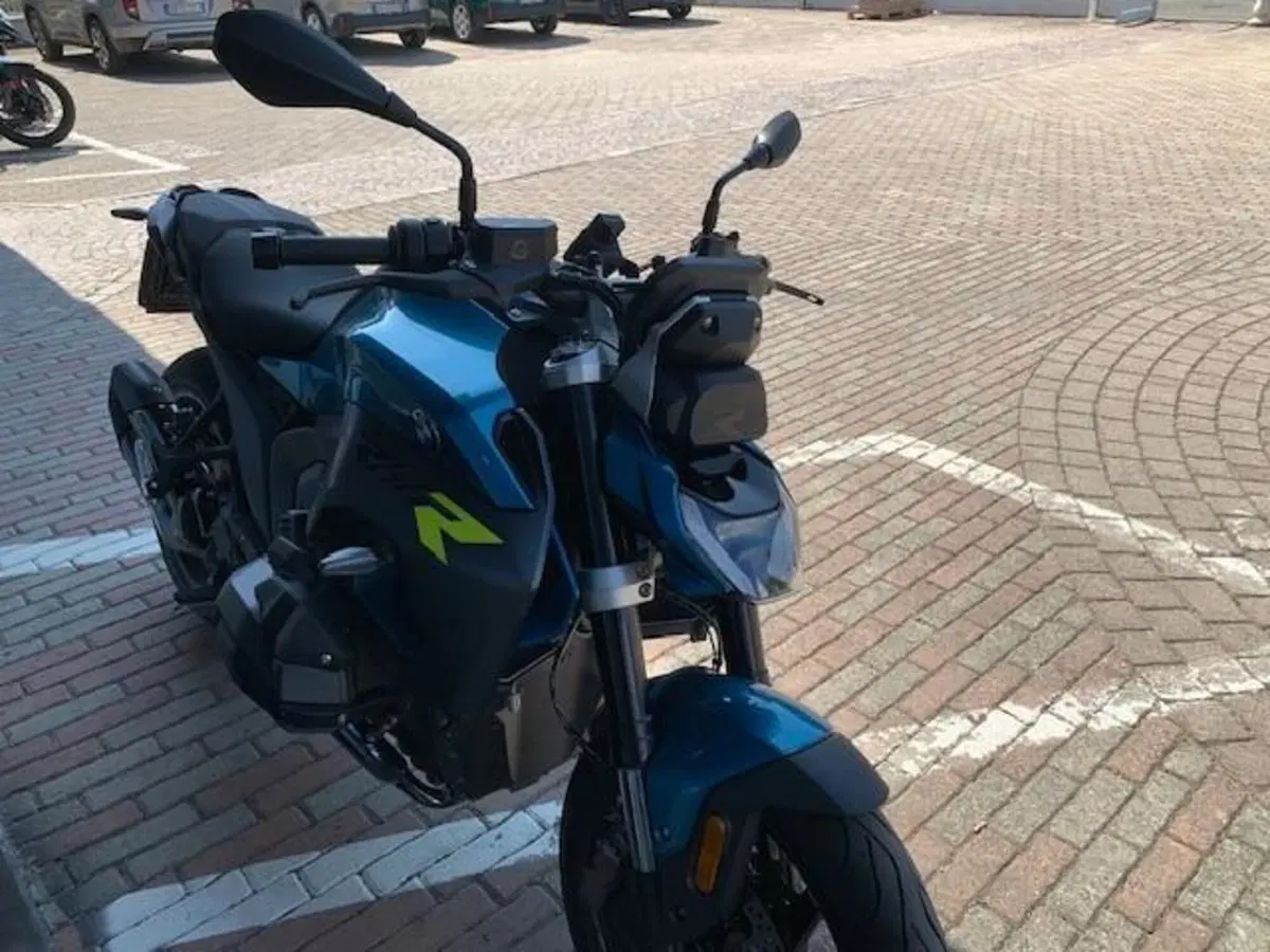 Bmw R 1300 R (2026 - 27) (7)