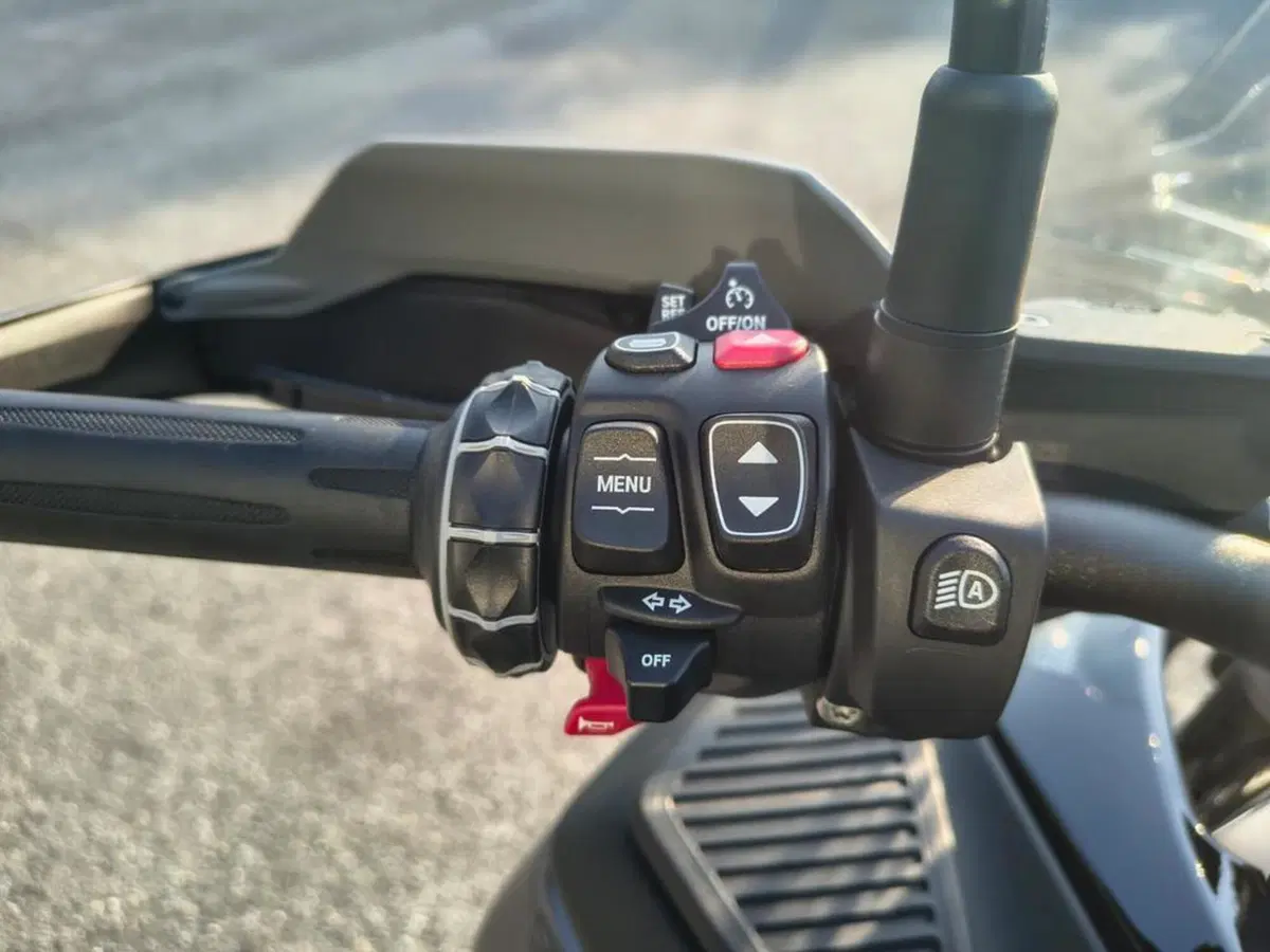 Bmw R 1300 GS Adventure Triple Black (2025 - 26) (6)