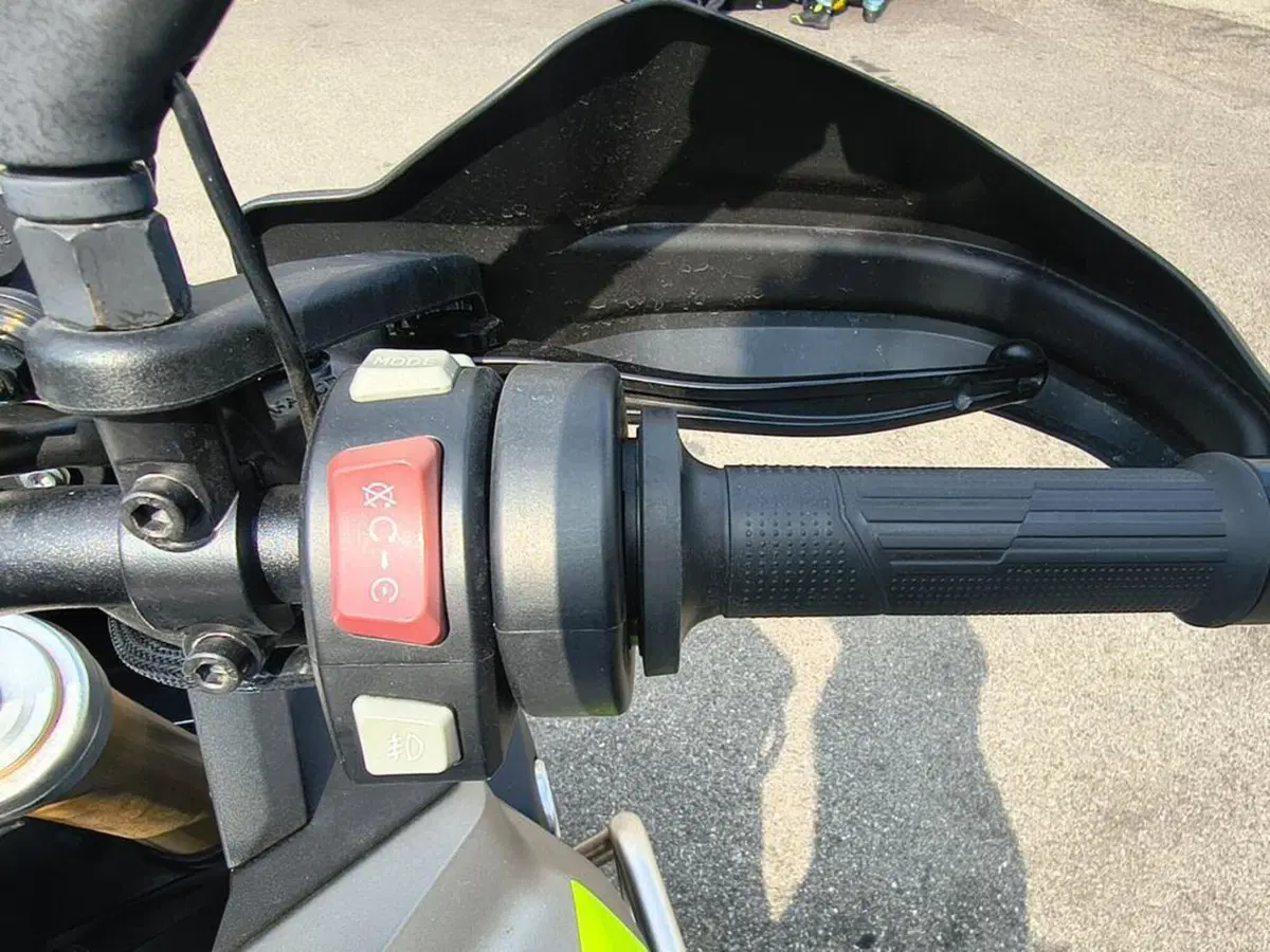 Voge Valico 900DSX (2024 - 26) (8)
