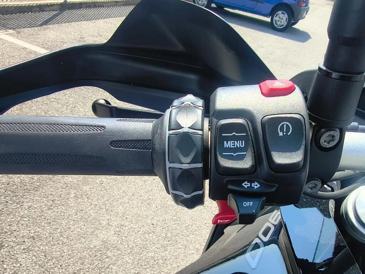 Bmw F 900 XR (2020 - 24) (4)