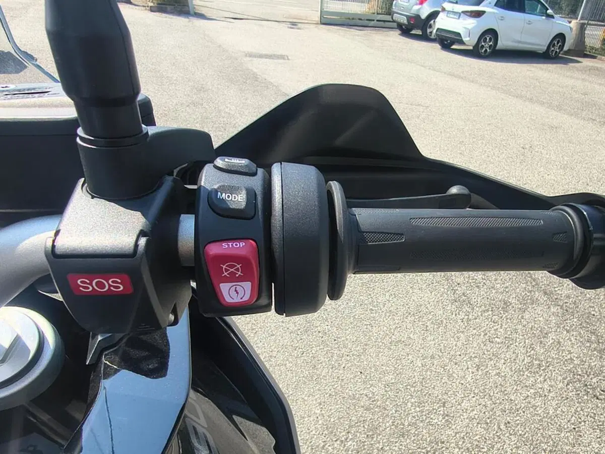 Bmw F 900 XR (2020 - 24) (5)