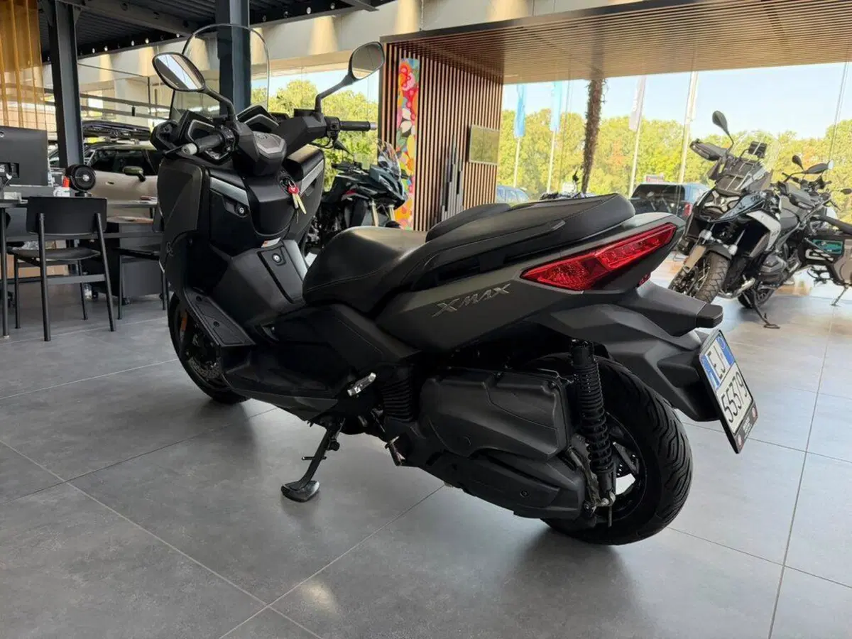 Yamaha X-Max 400 ABS (2013 - 16) (7)