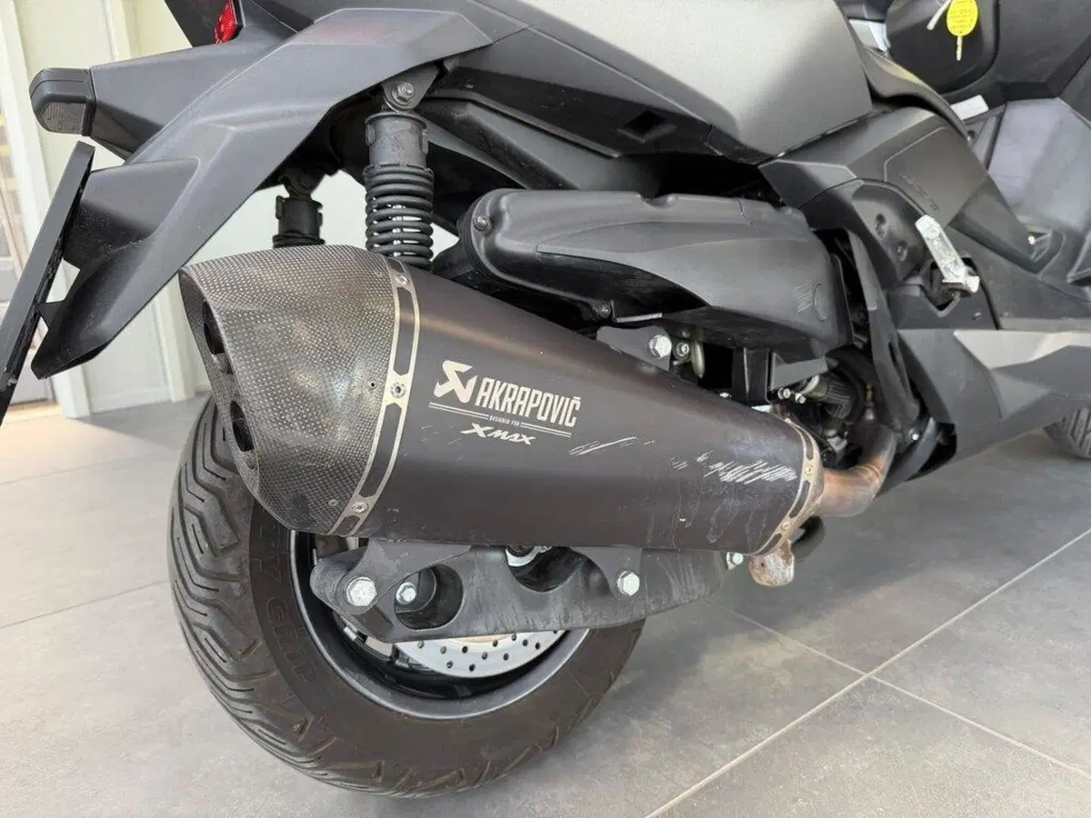 Yamaha X-Max 400 ABS (2013 - 16) (8)