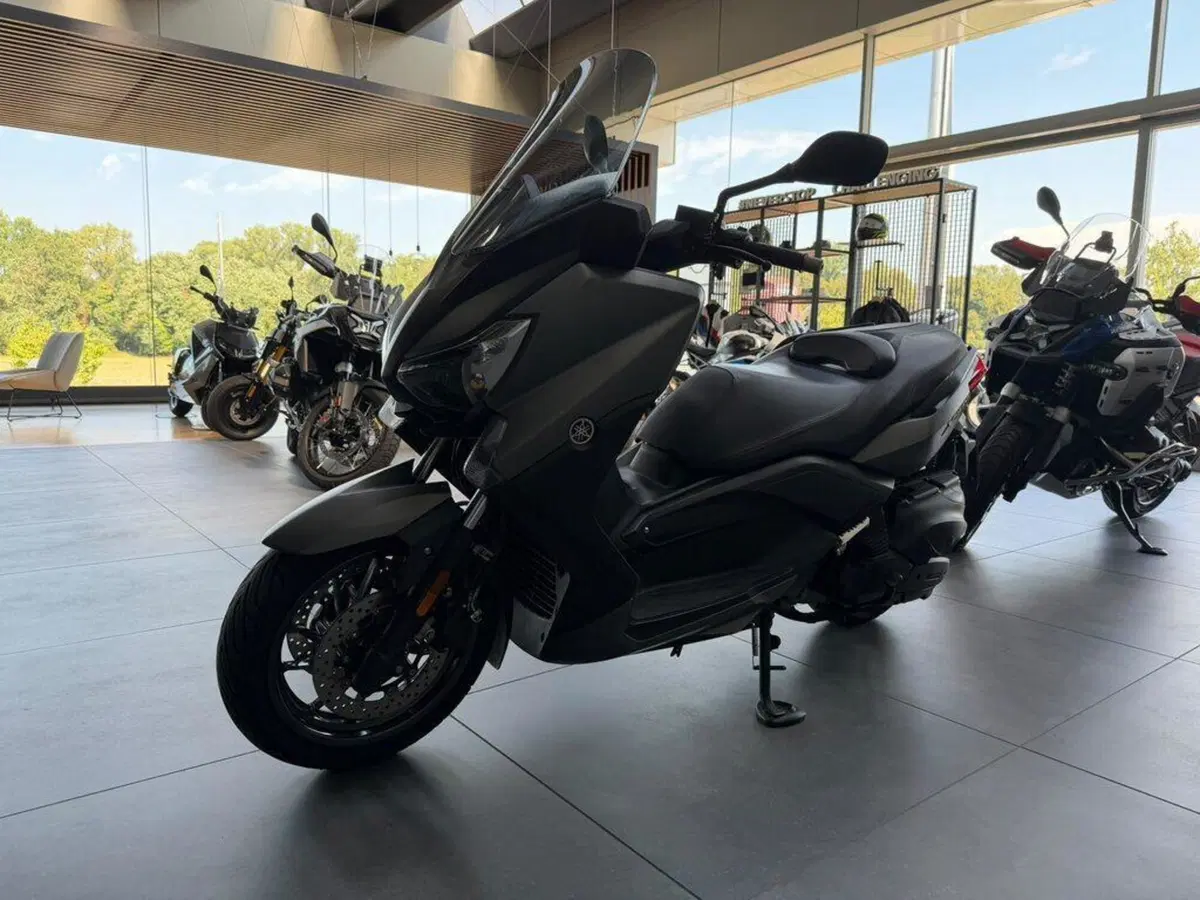 Yamaha X-Max 400 ABS (2013 - 16) (6)