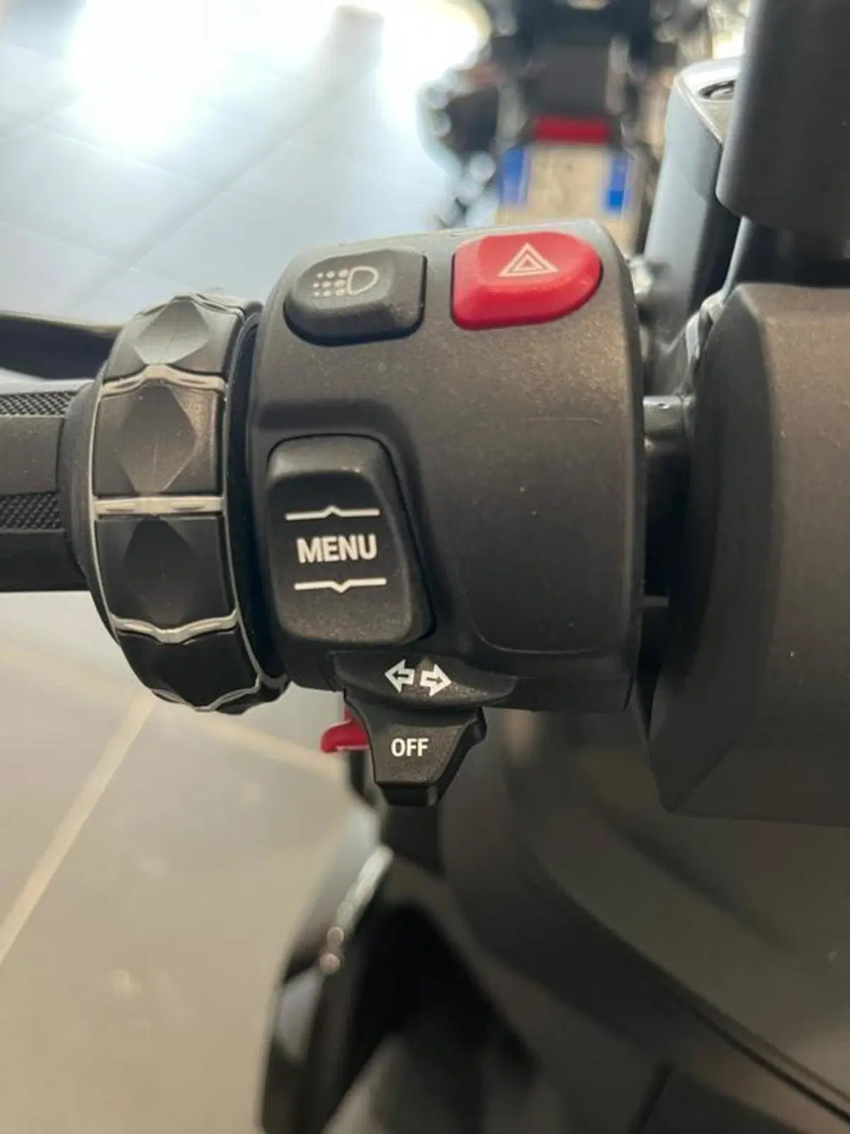 Bmw C 400 X (2025 - 26) (2)
