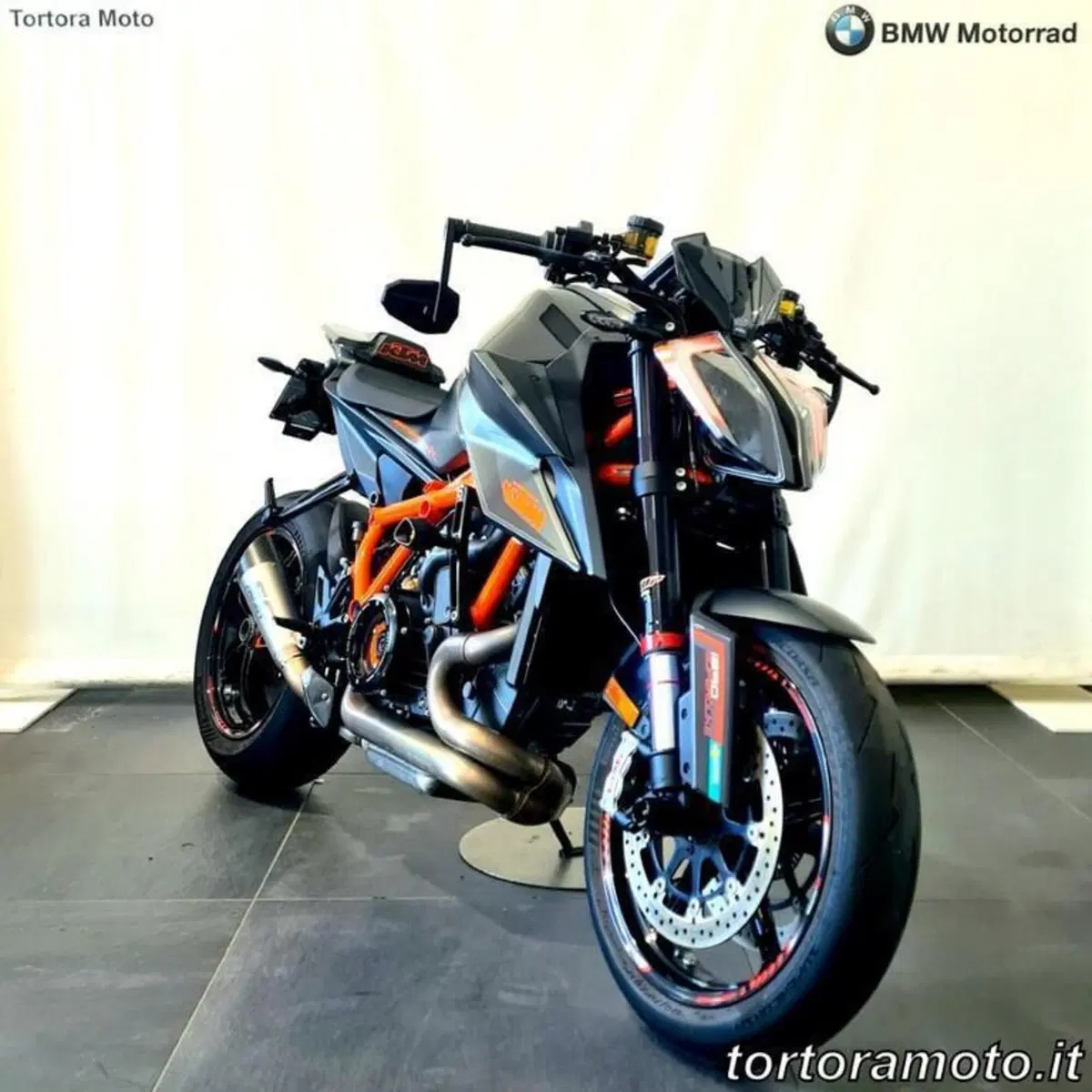 KTM 1290 Super Duke R (2020) (4)