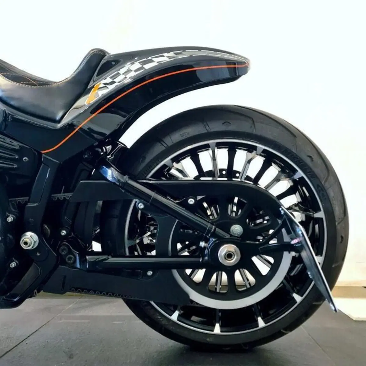 Harley-Davidson Breakout 117 (2023 - 24) (13)